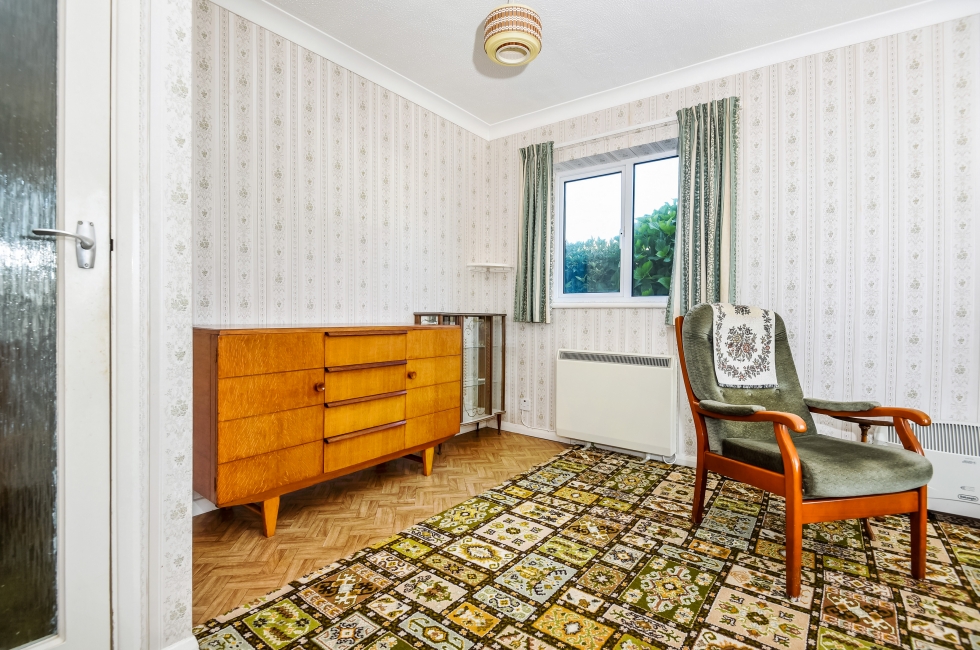 Property for Sale, East Wittering 11 Foxwarren Close Baileys Estate